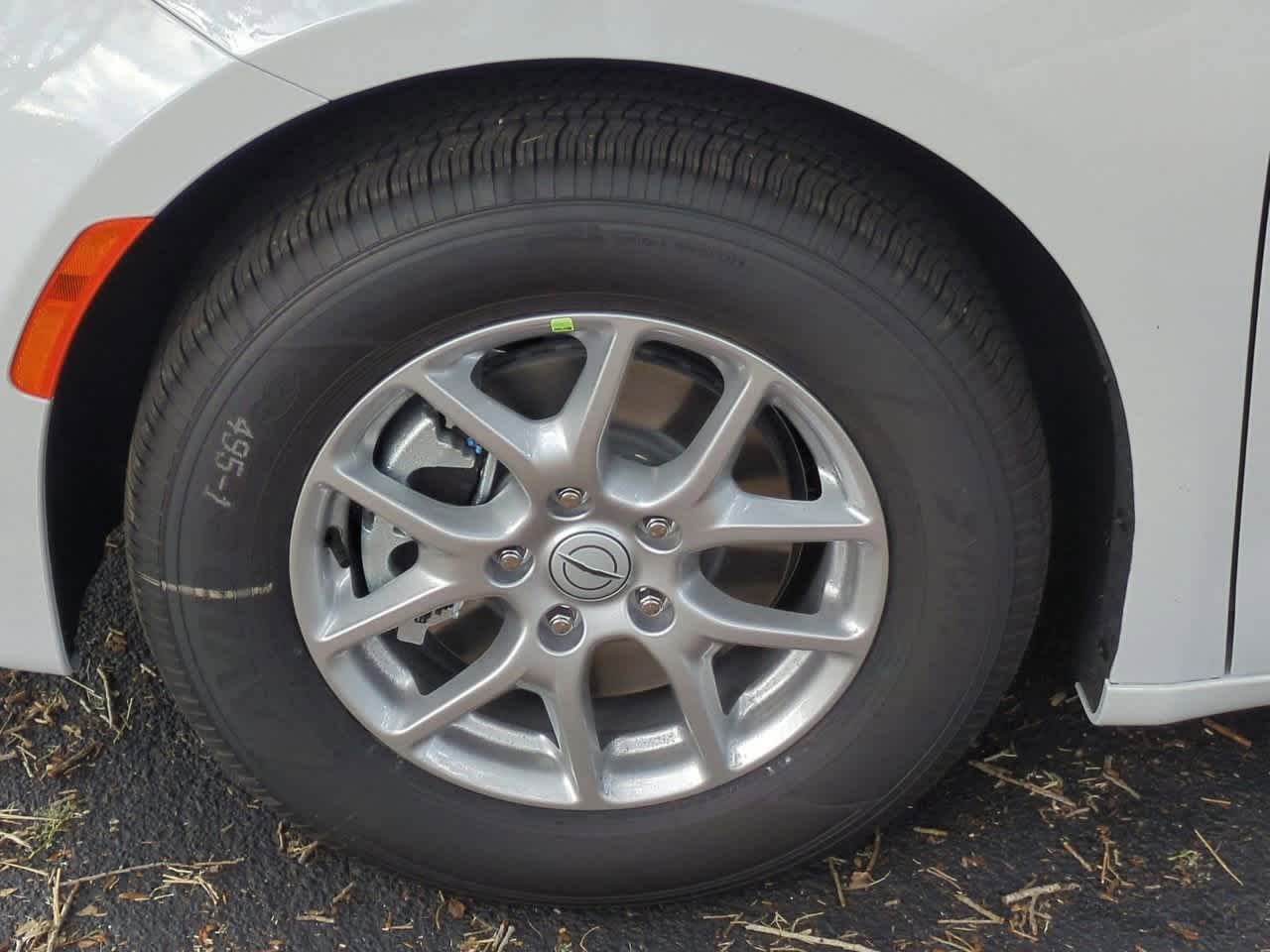 2026 Chrysler Voyager VOYAGER LX