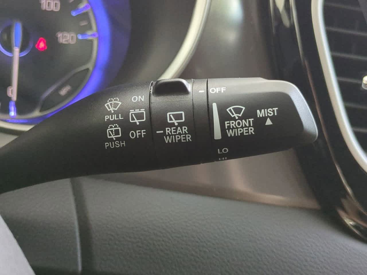 2026 Chrysler Voyager VOYAGER LX