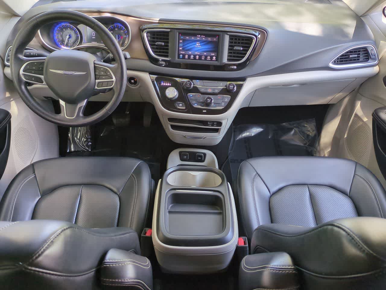 2020 Chrysler Voyager LXI