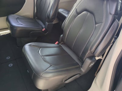 2020 Chrysler Voyager LXI