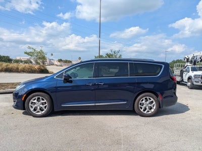 2018 Chrysler Pacifica Touring L Plus