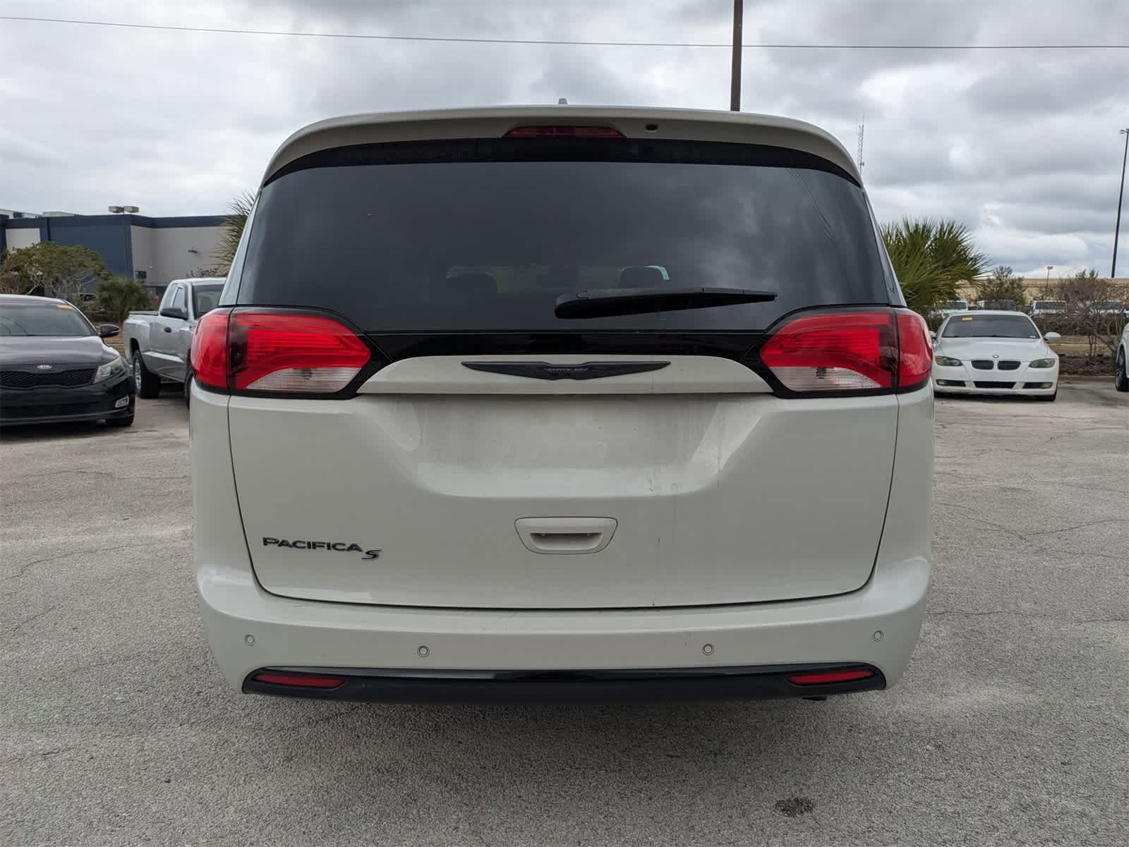 2020 Chrysler Pacifica Touring L Plus
