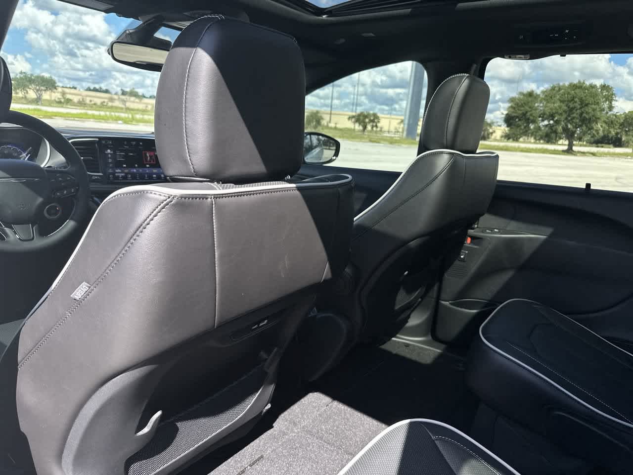 2027 Chrysler Pacifica PACIFICA LIMITED
