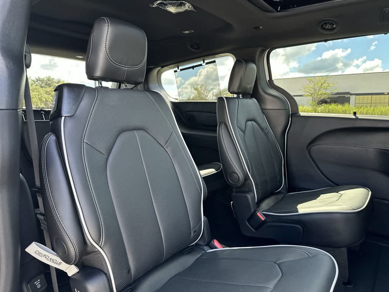 2027 Chrysler Pacifica PACIFICA LIMITED