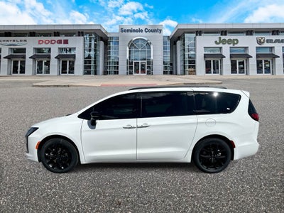 2027 Chrysler Pacifica PACIFICA LIMITED