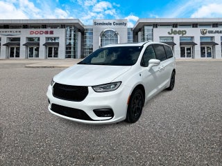 2022 Chrysler Pacifica Hybrid Limited