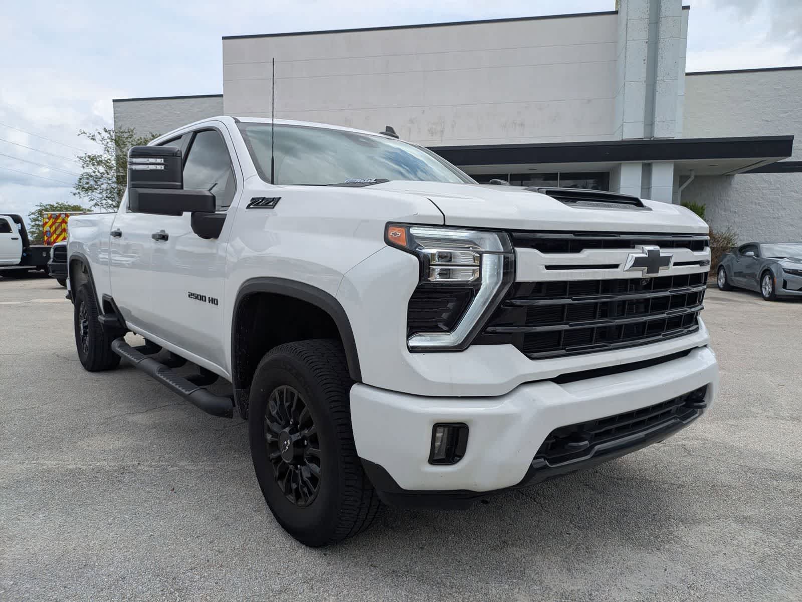 2024 Chevrolet Silverado 2500HD 4WD Crew Cab Standard Bed LT