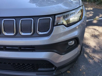 2022 Jeep Compass Latitude FWD