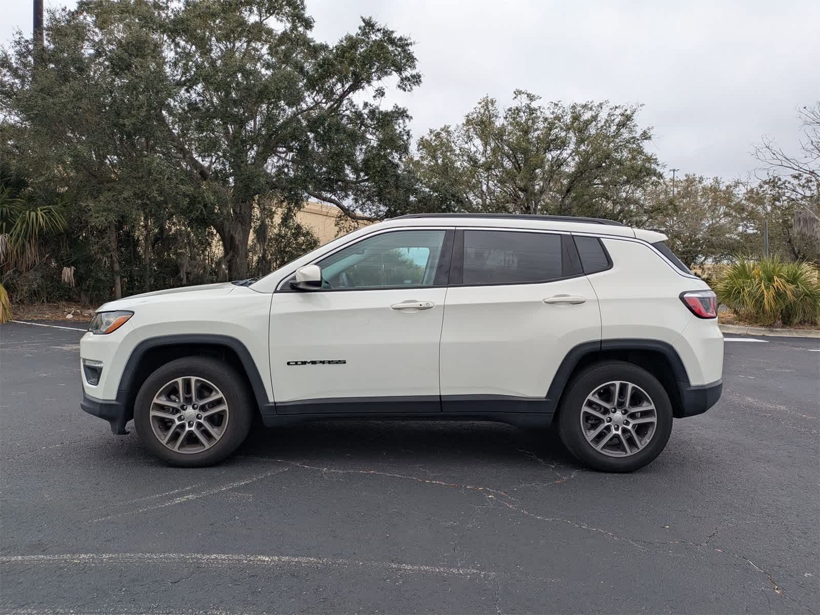 2017 Jeep New Compass Latitude FWD