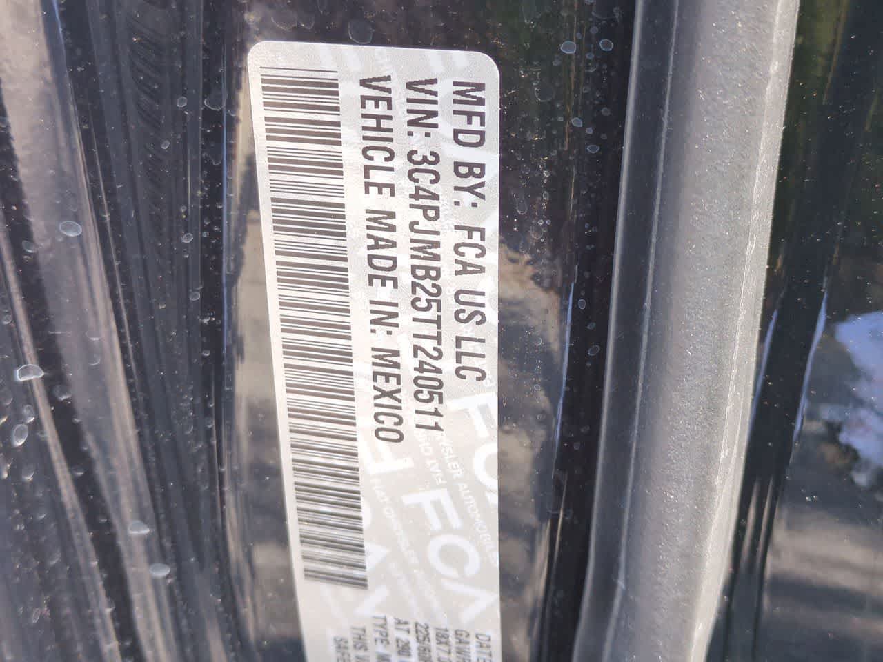 2026 Jeep Cherokee CHEROKEE LAREDO 4X4
