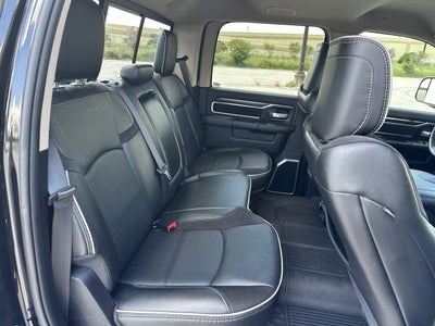 2022 RAM 3500 Laramie Crew Cab 4x2 6'4' Box