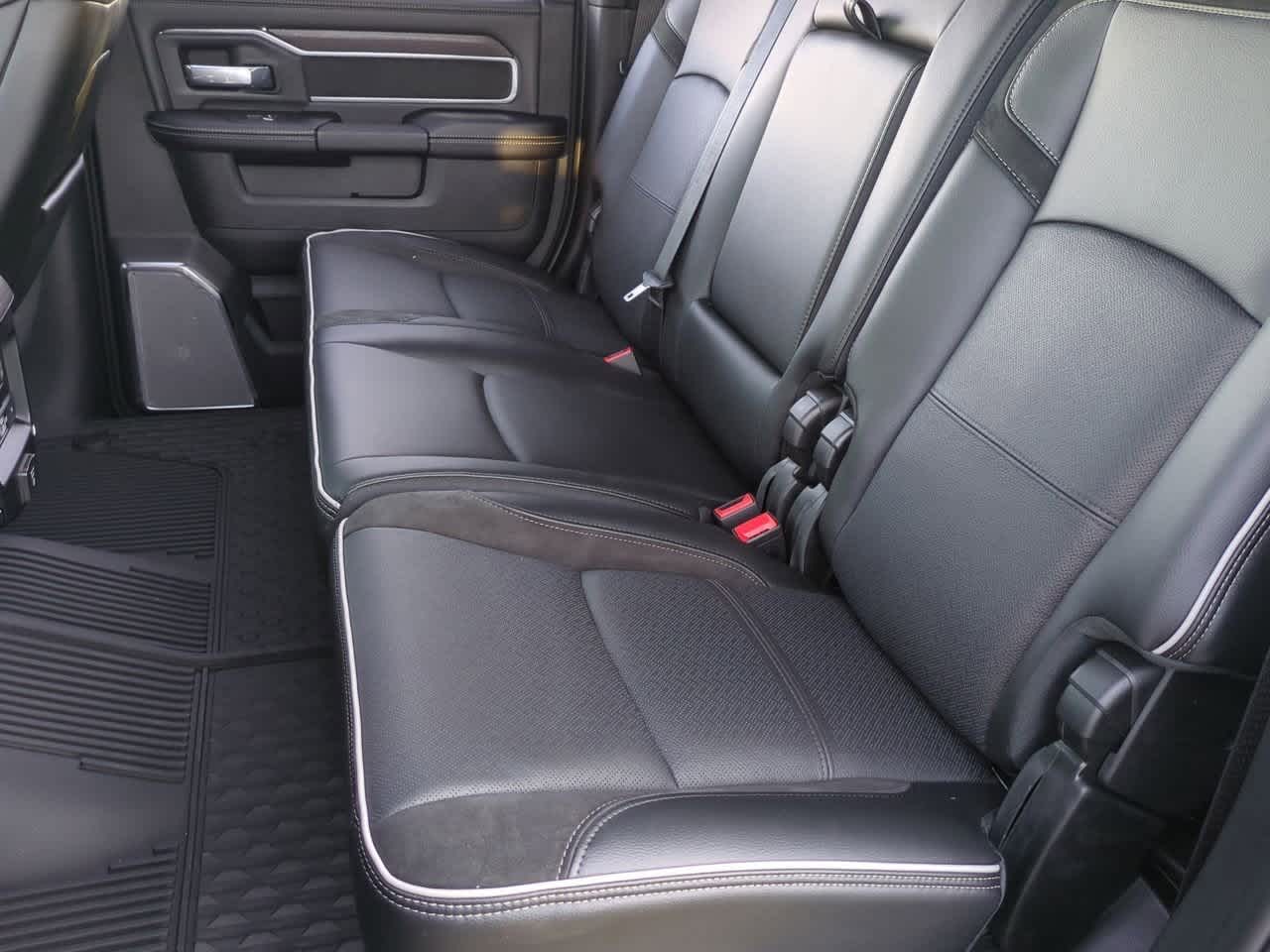 2026 RAM Ram 2500 RAM 2500 LARAMIE MEGA CAB 4X4 6'4' BOX