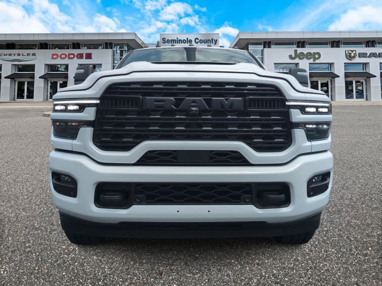 2026 RAM 2500 Limited Mega Cab 4x4 6'4' Box