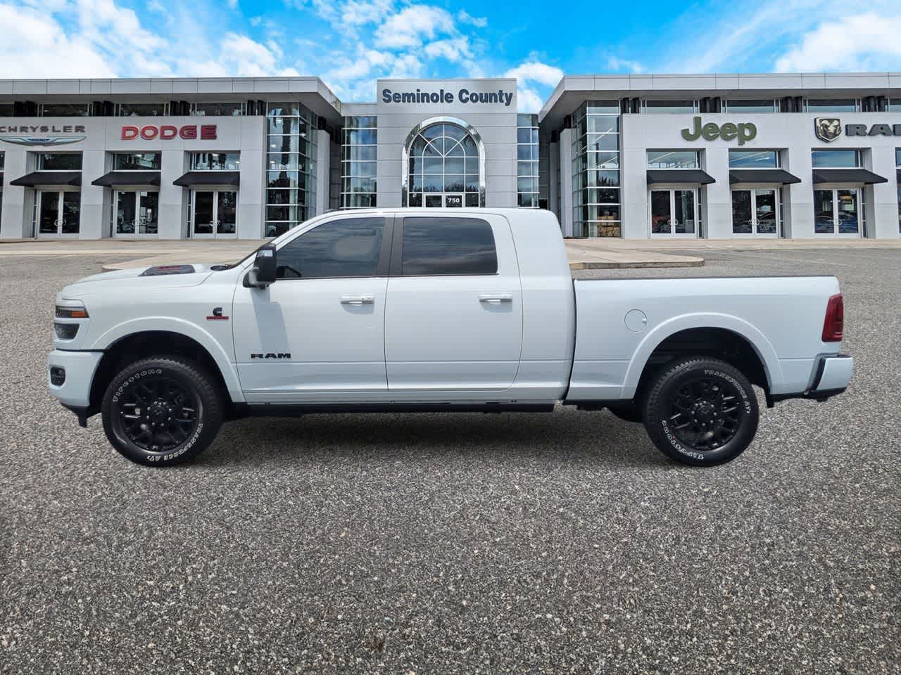 2026 RAM 2500 Limited Mega Cab 4x4 6'4' Box