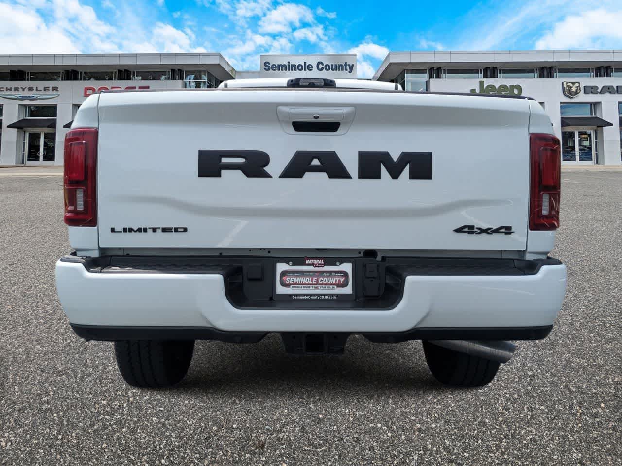 2026 RAM 2500 Limited Mega Cab 4x4 6'4' Box