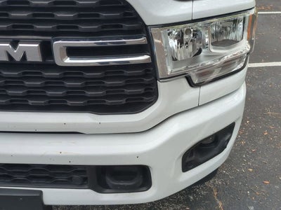 2022 RAM 3500 Lone Star Crew Cab 4x4 8' Box