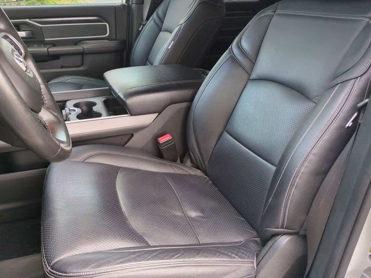 2022 RAM 3500 Lone Star Crew Cab 4x4 8' Box