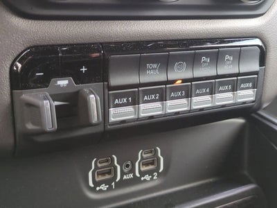 2022 RAM 3500 Lone Star Crew Cab 4x4 8' Box