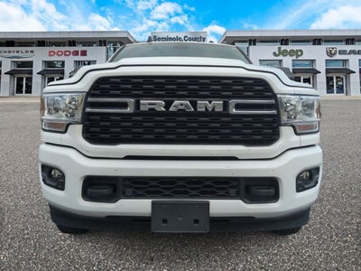 2022 RAM 3500 Lone Star Crew Cab 4x4 8' Box