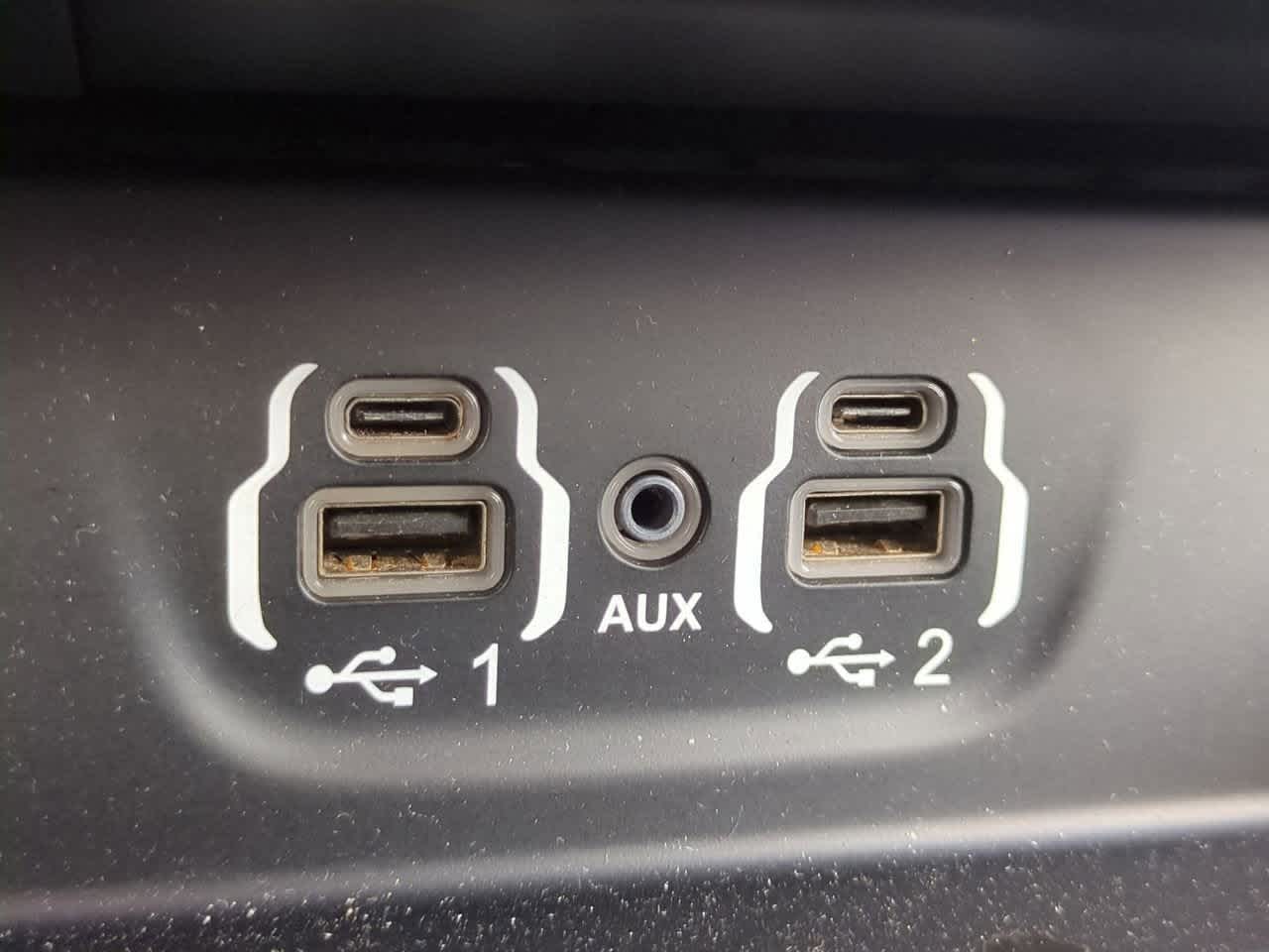 2022 RAM 3500 Lone Star Crew Cab 4x4 8' Box