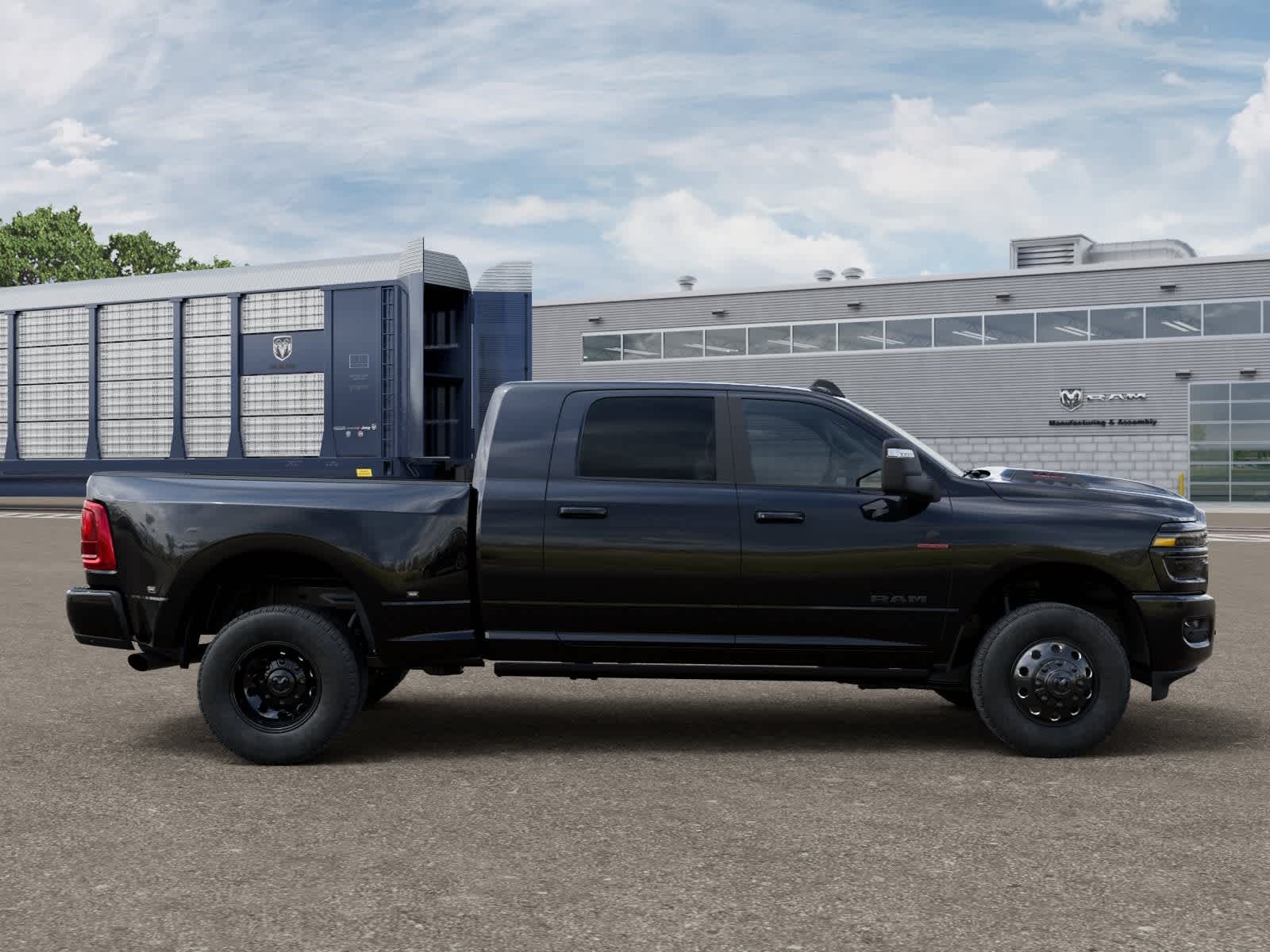 2027 RAM 3500 RAM 3500 LARAMIE MEGA CAB 4X4 6'4' BOX