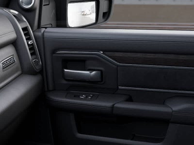 2027 RAM 3500 RAM 3500 LARAMIE MEGA CAB 4X4 6'4' BOX