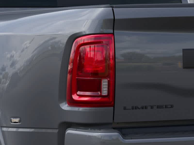 2026 RAM Ram 3500 RAM 3500 LIMITED MEGA CAB 4X4 6'4' BOX