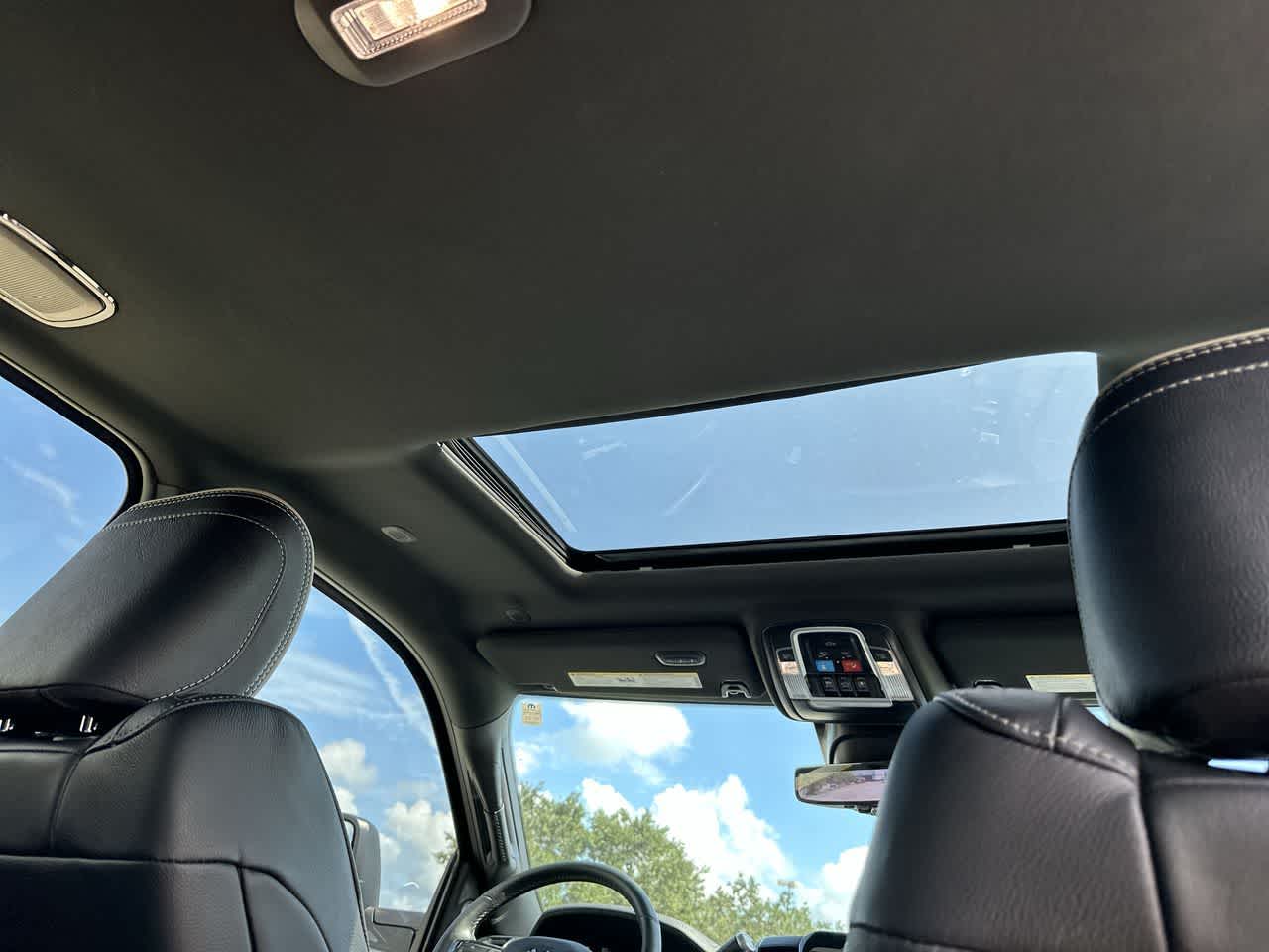 2024 RAM 3500 Limited Mega Cab 4x4 6'4' Box
