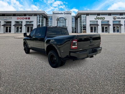 2024 RAM 3500 Limited Mega Cab 4x4 6'4' Box