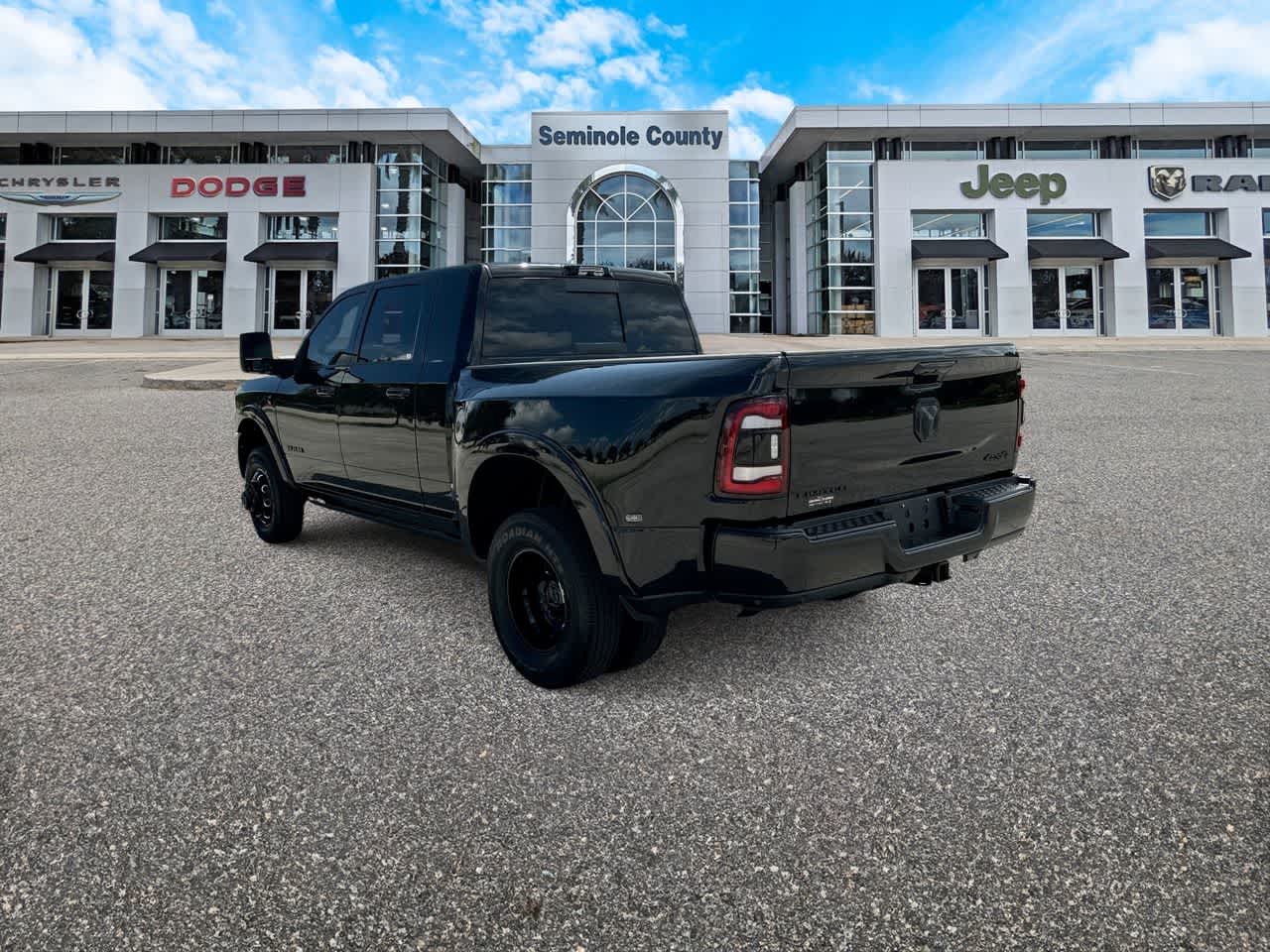 2024 RAM 3500 Limited Mega Cab 4x4 6'4' Box