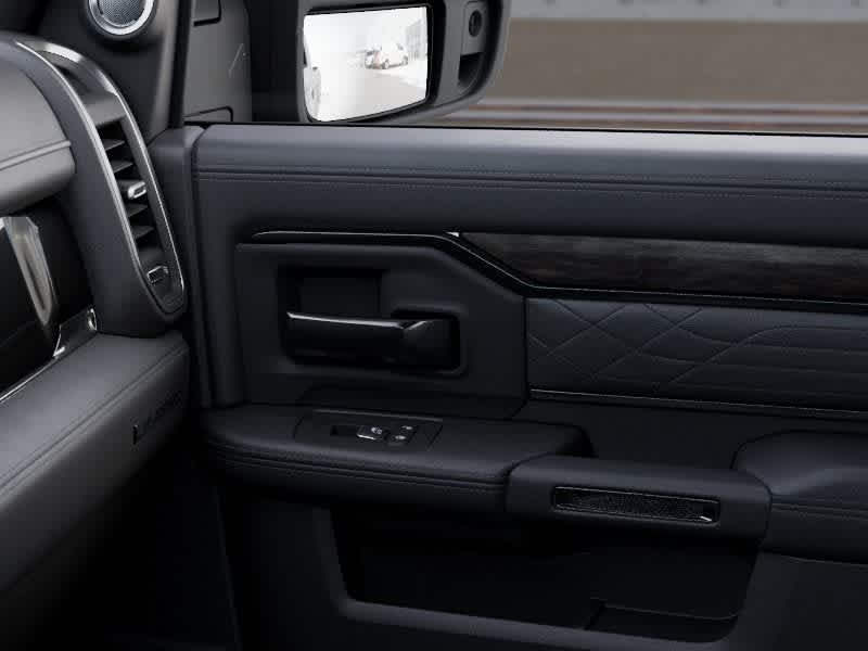 2026 RAM Ram 3500 RAM 3500 LIMITED MEGA CAB 4X4 6'4' BOX
