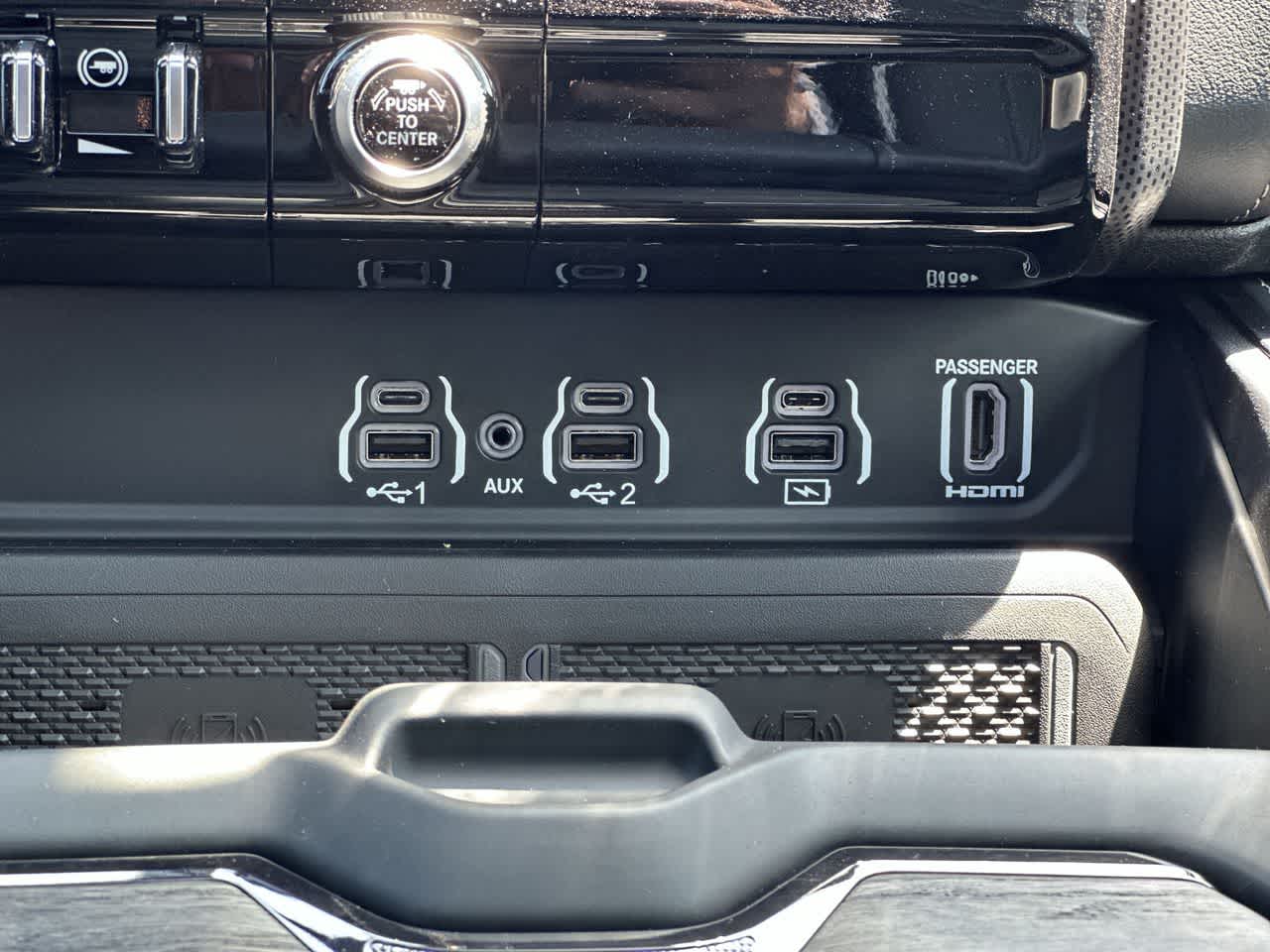 2026 RAM Ram 3500 RAM 3500 LIMITED MEGA CAB 4X4 6'4' BOX