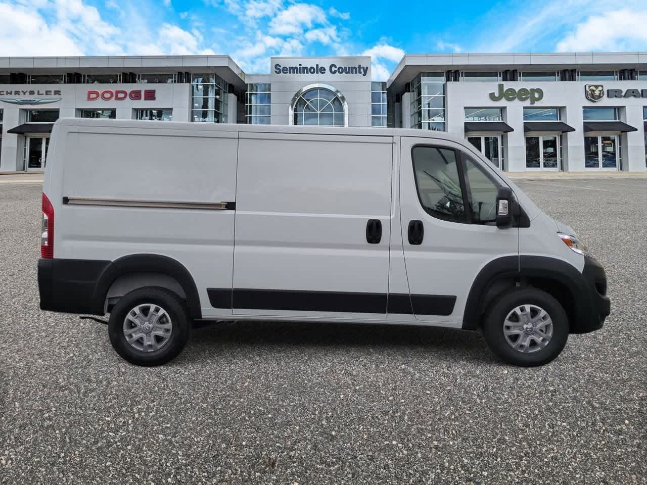 2026 RAM Ram ProMaster RAM PROMASTER 1500 SLT CARGO VAN LOW ROOF 136' WB