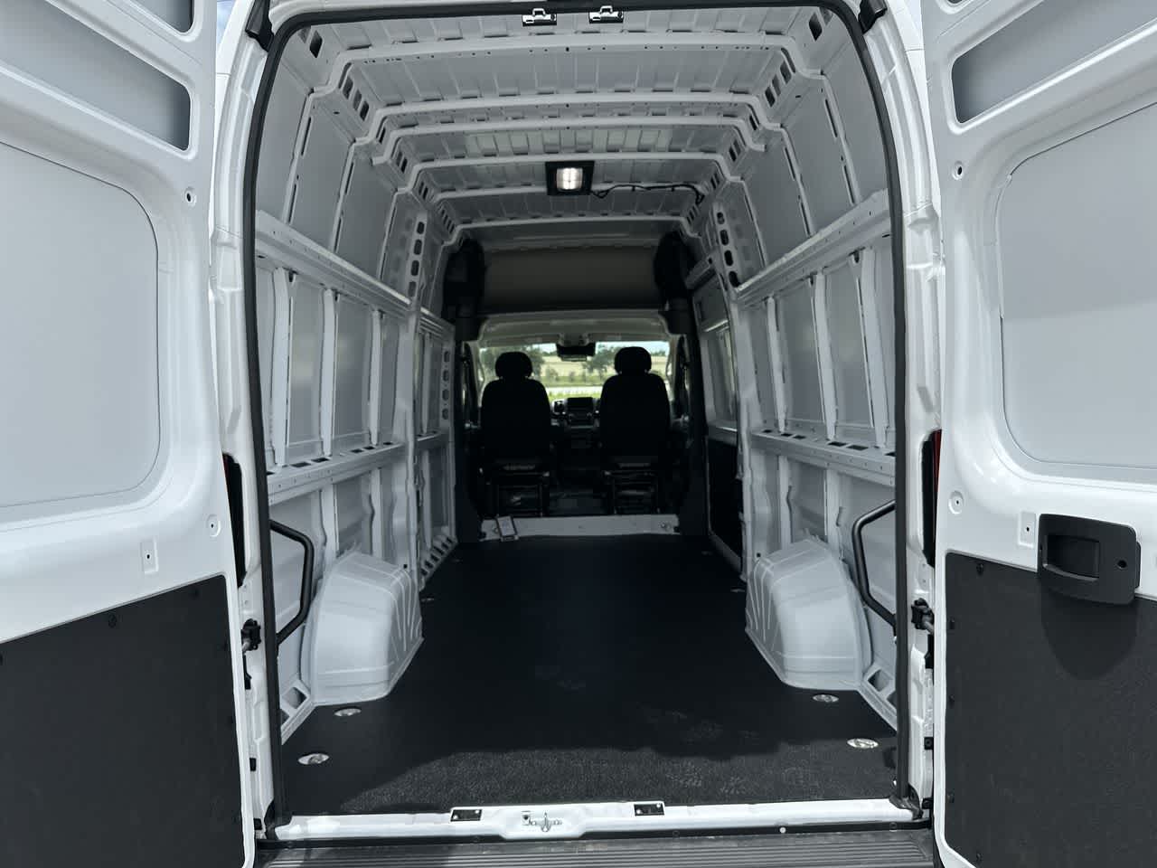 2026 RAM ProMaster 3500 RAM PROMASTER 3500 SLT CARGO VAN SUPER HIGH ROOF 159' WB EXT