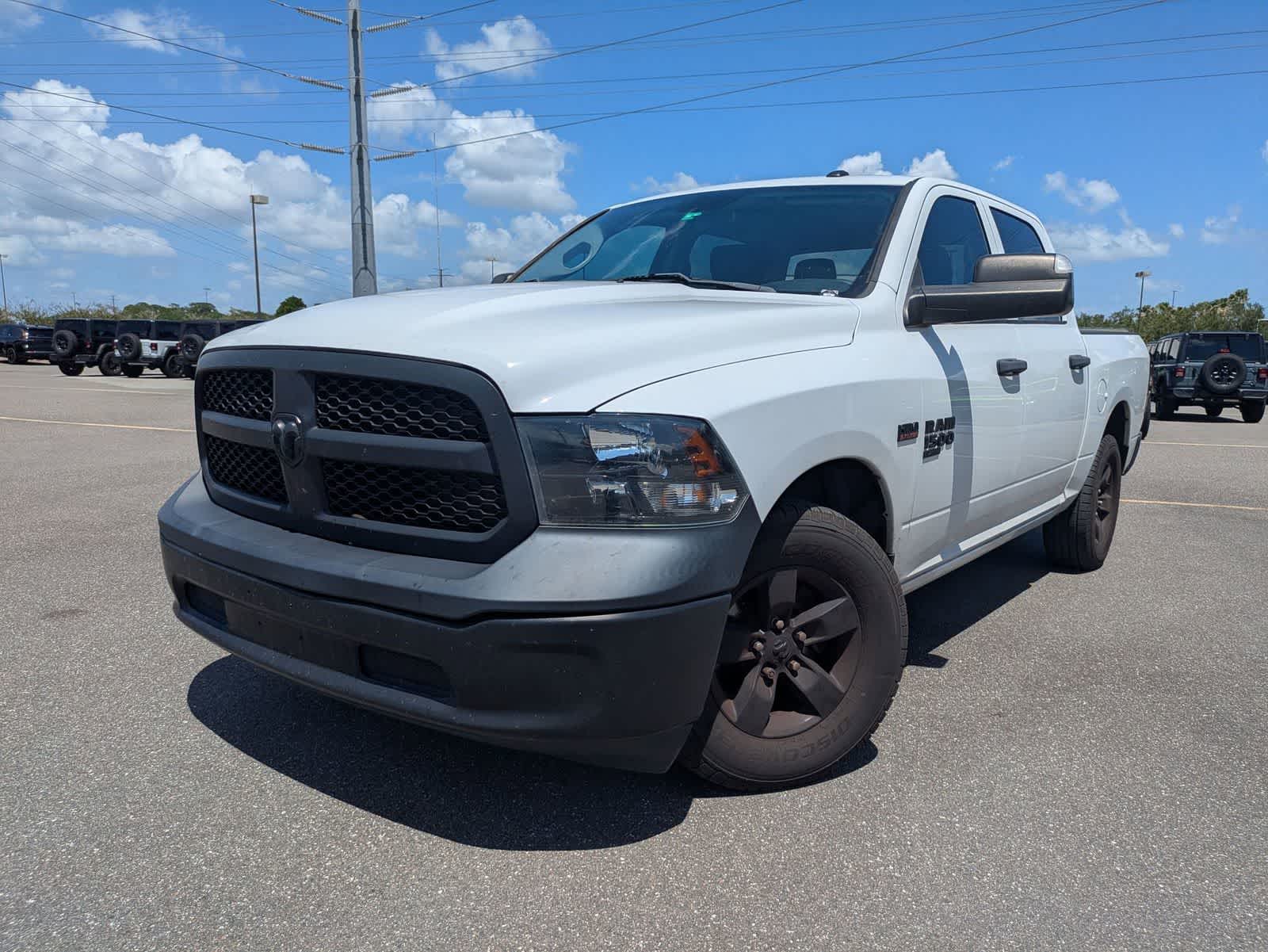 2022 RAM 1500 Classic Tradesman Crew Cab 4x2 5'7' Box