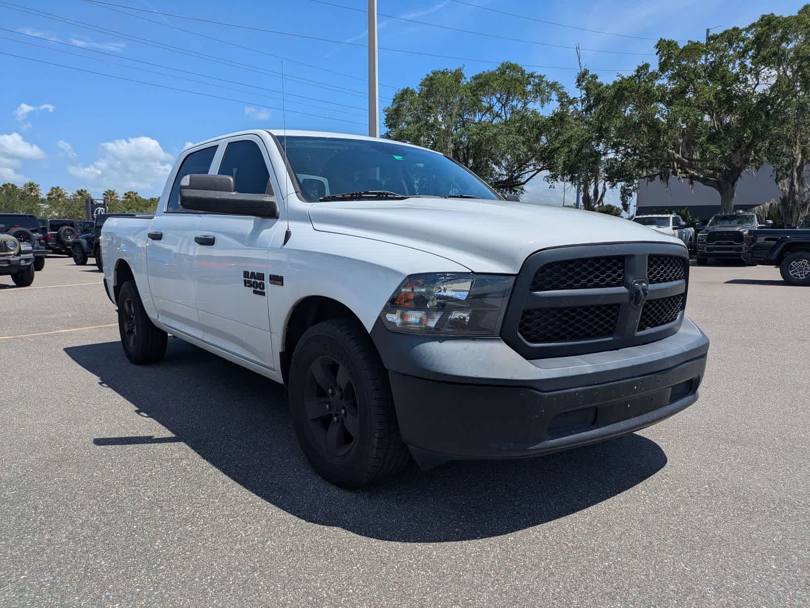 2022 RAM 1500 Classic Tradesman Crew Cab 4x2 5'7' Box