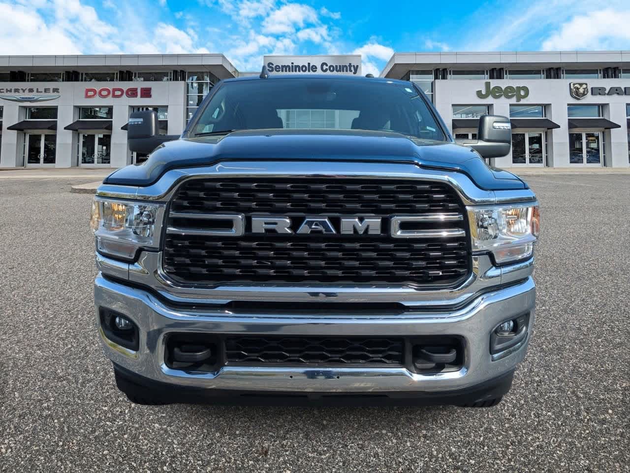 2024 RAM 2500 Big Horn Crew Cab 4x4 6'4' Box