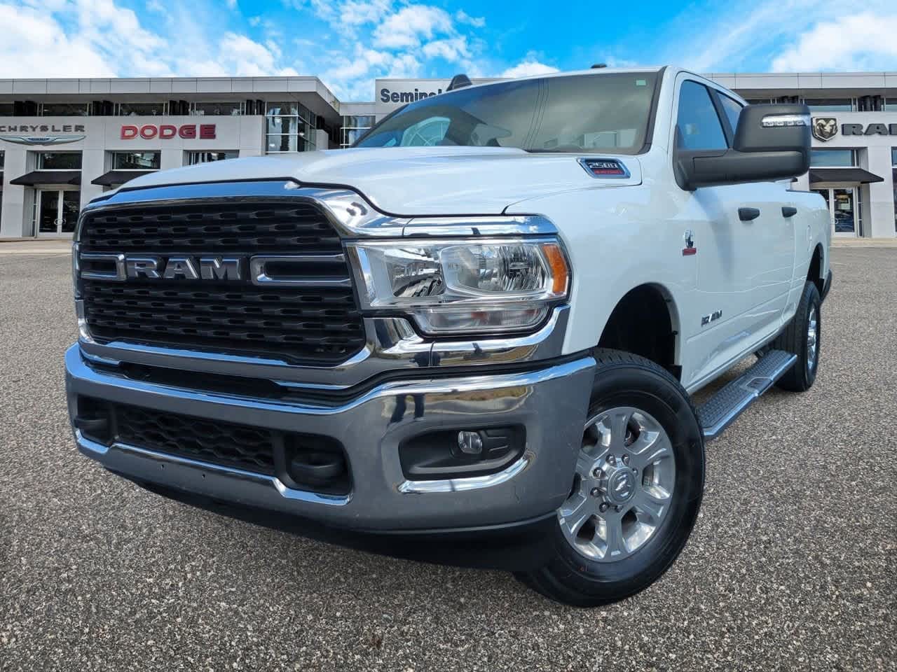 2024 RAM 2500 Big Horn Crew Cab 4x4 6'4' Box