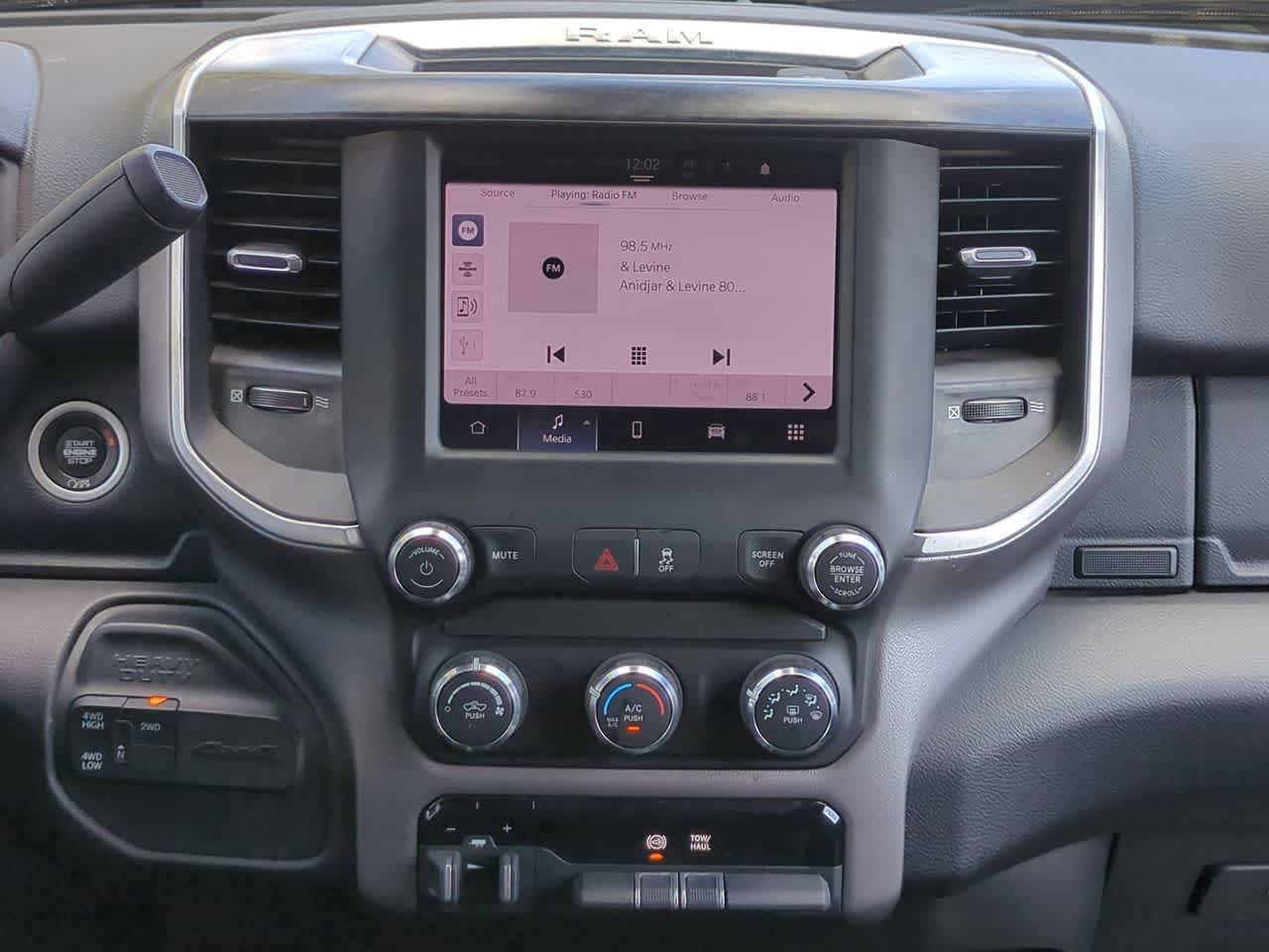 2024 RAM 2500 Big Horn Crew Cab 4x4 6'4' Box