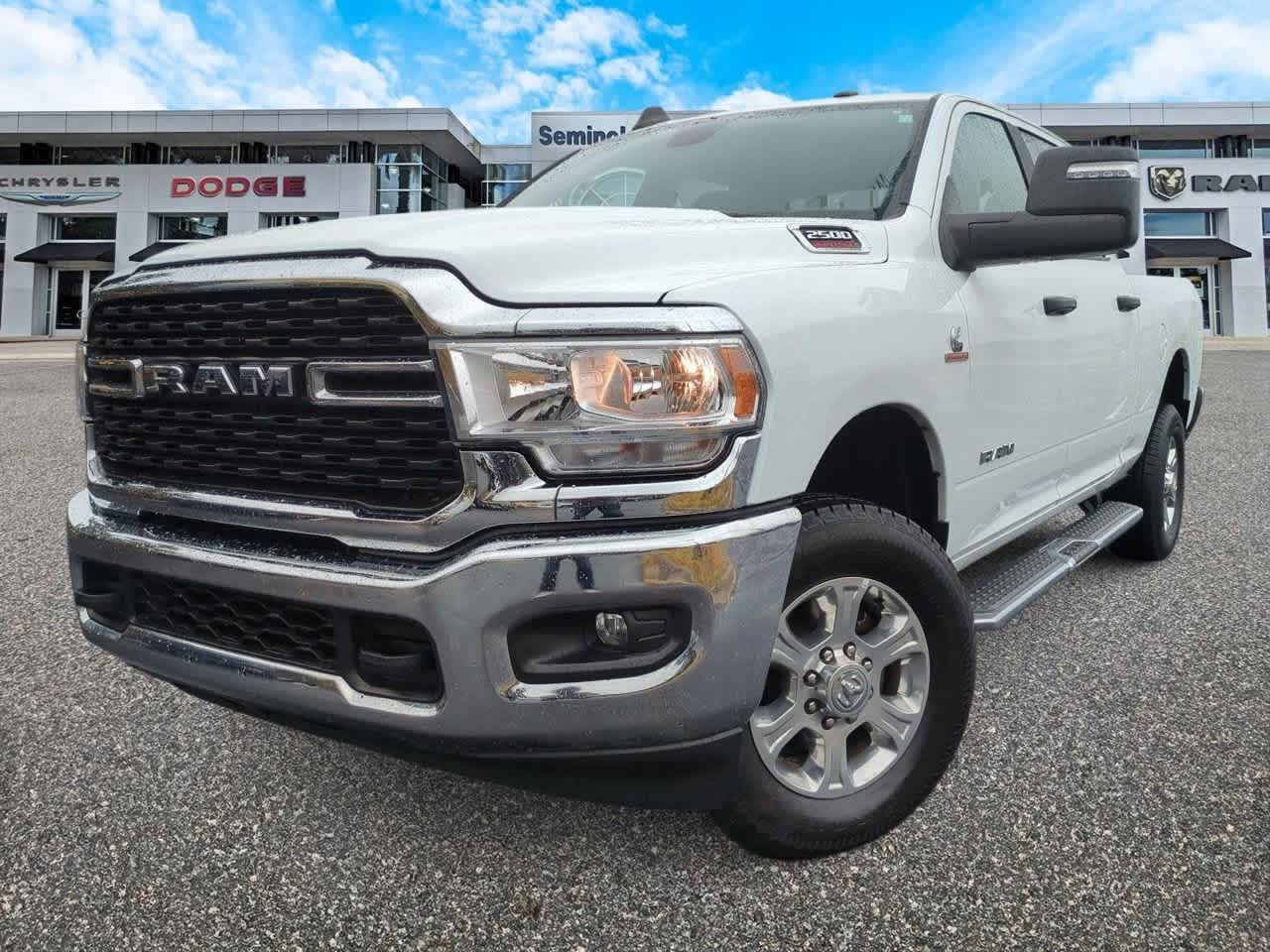 2024 RAM 2500 Big Horn Crew Cab 4x4 6'4' Box