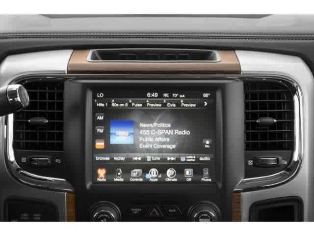 2018 RAM 2500 Laramie Crew Cab 4x4 6'4' Box