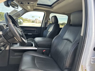 2018 RAM 2500 Laramie Crew Cab 4x4 6'4' Box