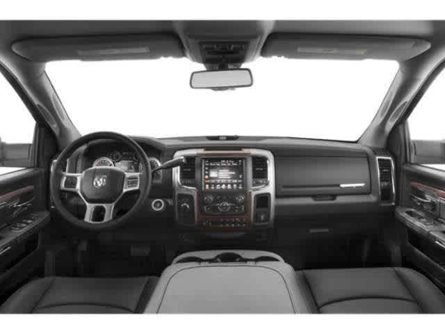 2018 RAM 2500 Laramie Crew Cab 4x4 6'4' Box