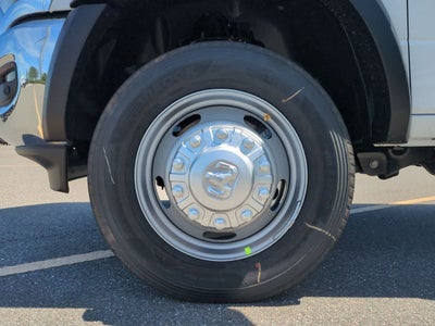 2026 RAM Ram 5500 Chassis Cab RAM 5500 TRADESMAN CHASSIS CREW CAB 4X4 84' CA