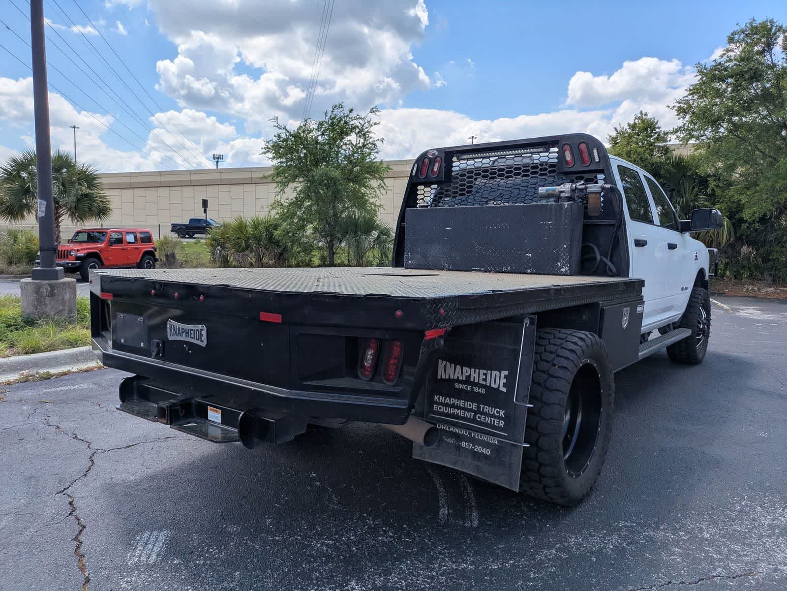 2022 RAM 3500 Chassis Tradesman/SLT/Laramie/Limited