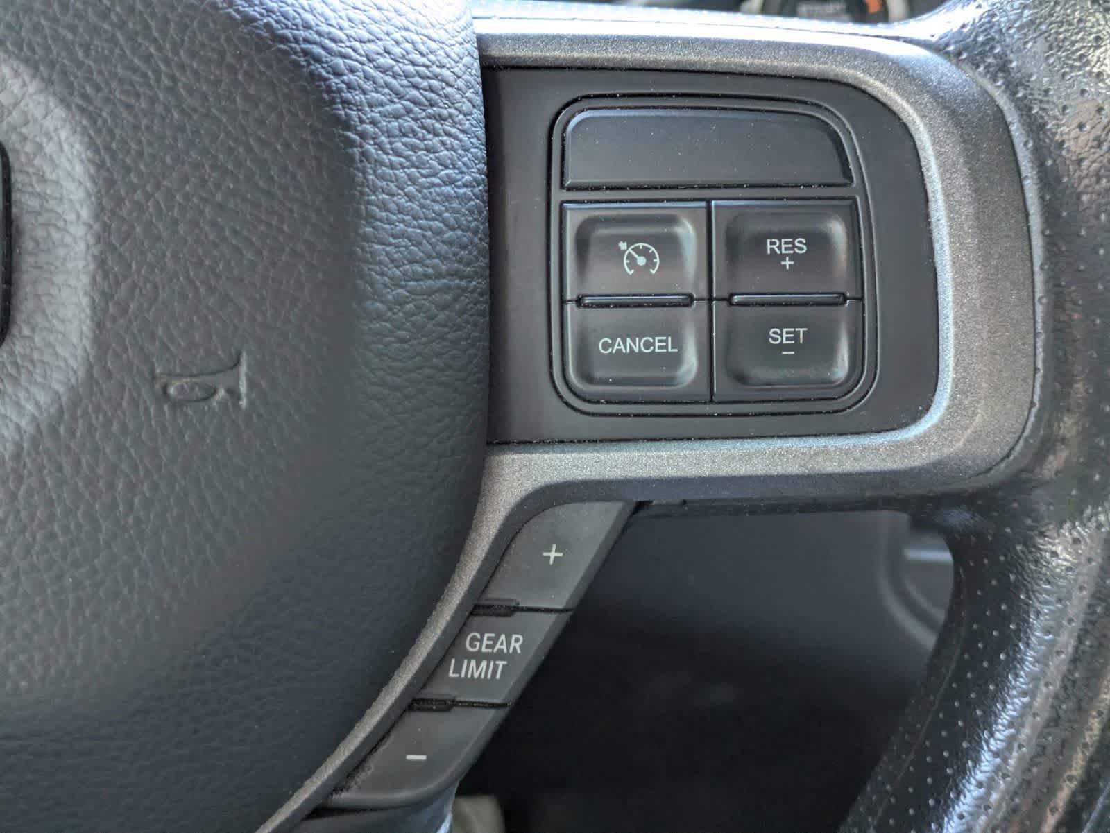 2022 RAM 3500 Chassis Tradesman/SLT/Laramie/Limited