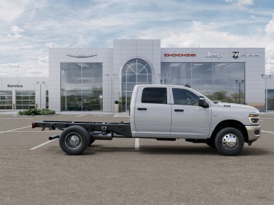 2026 RAM Ram 3500 Chassis Cab RAM 3500 TRADESMAN CREW CAB CHASSIS 4X4 60' CA