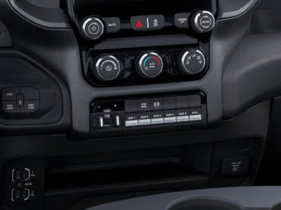 2026 RAM Ram 3500 Chassis Cab RAM 3500 TRADESMAN CREW CAB CHASSIS 4X4 60' CA