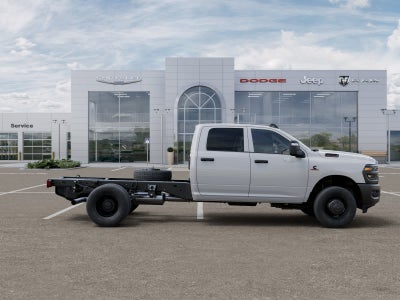 2026 RAM Ram 3500 Chassis Cab RAM 3500 TRADESMAN CREW CAB CHASSIS 4X4 60' CA