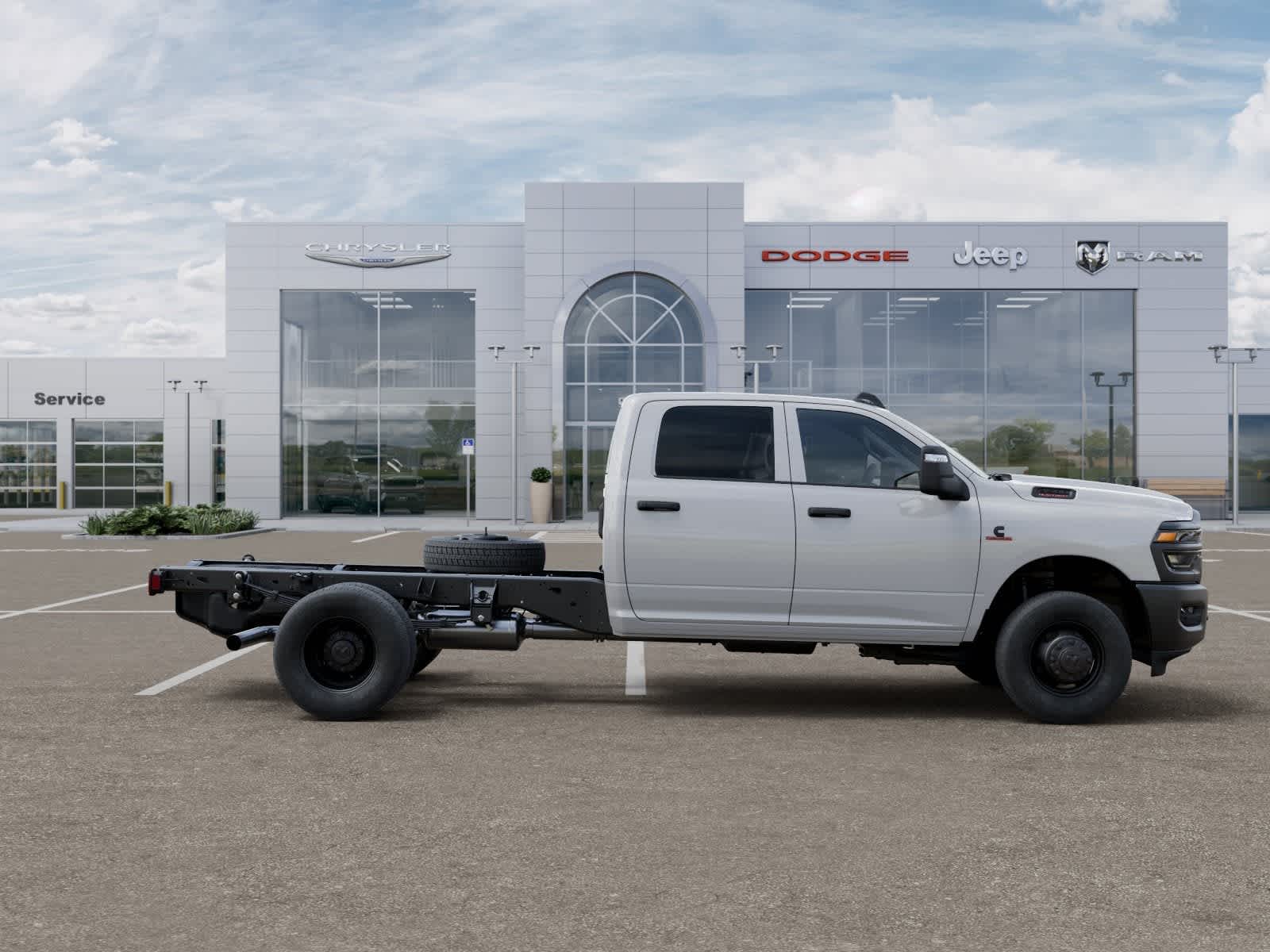 2026 RAM Ram 3500 Chassis Cab RAM 3500 TRADESMAN CREW CAB CHASSIS 4X4 60' CA